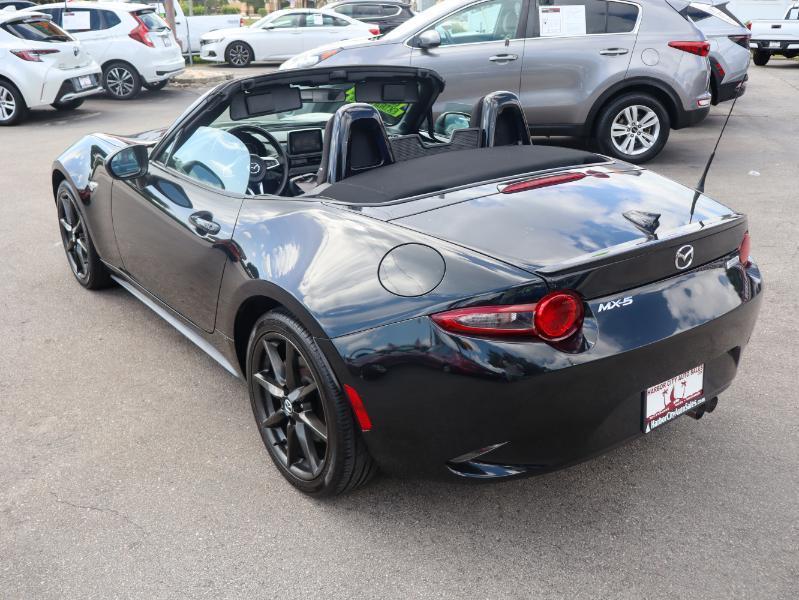Mazda MX-5 Miata 2dr Conv Auto Club 2016
