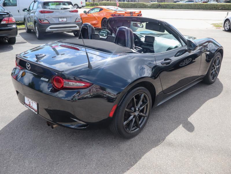 Mazda MX-5 Miata 2dr Conv Auto Club 2016