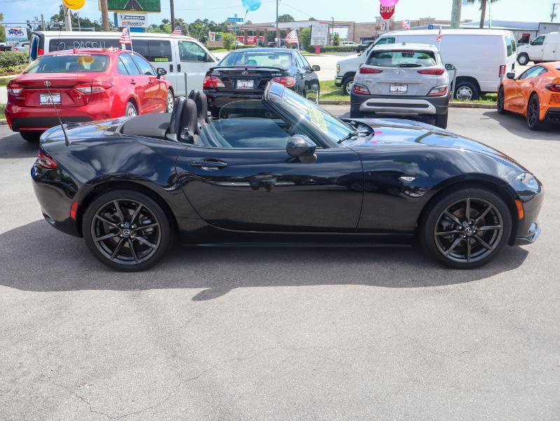 Mazda MX-5 Miata 2dr Conv Auto Club 2016