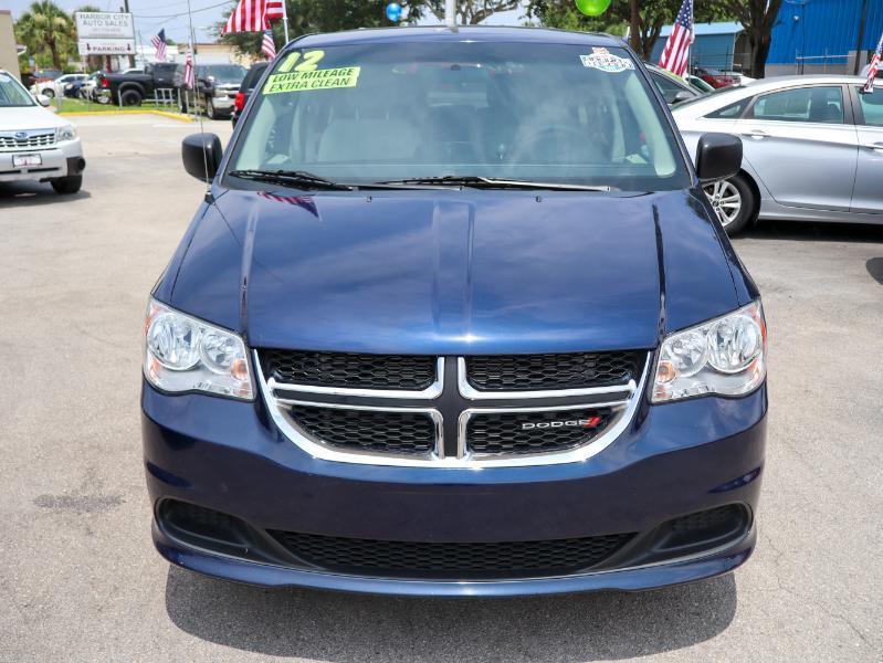 Dodge Grand Caravan SE 2012
