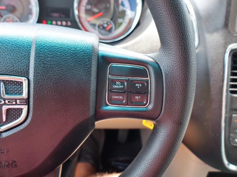 Dodge Grand Caravan SE 2012