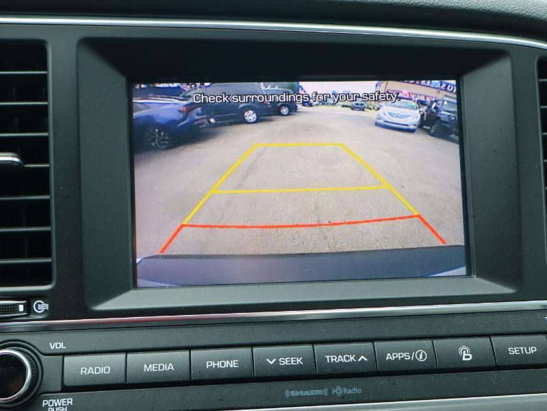 Hyundai Elantra  2017