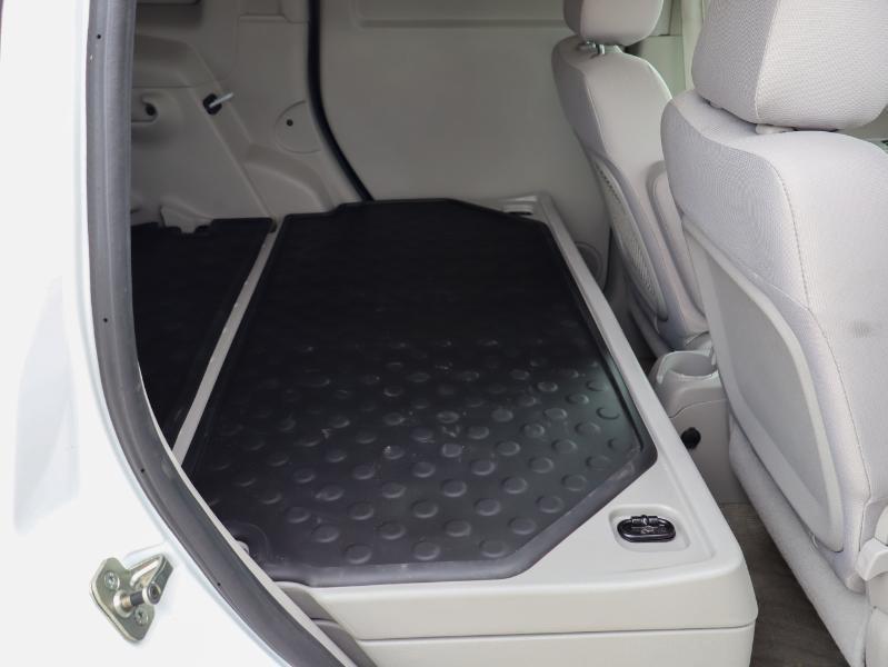 Chevrolet HHR FWD 4dr Panel LS 2010