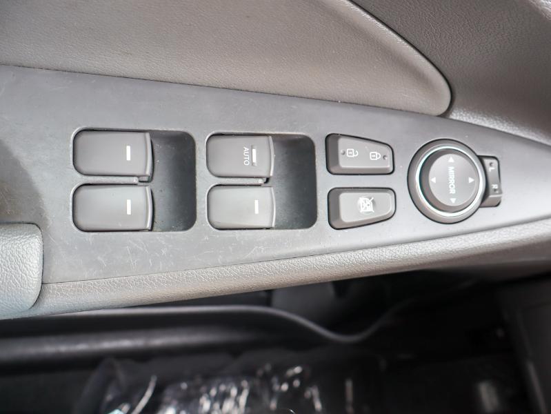 Hyundai Sonata 4dr Sdn 2.4L Auto GLS 2013