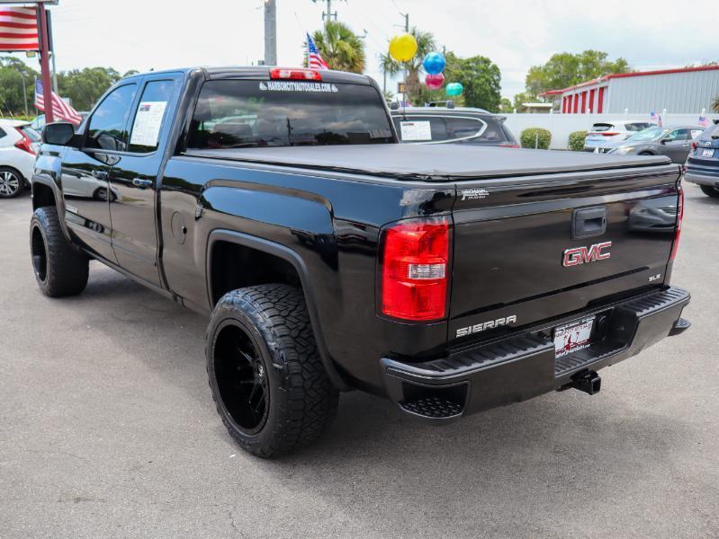 GMC Sierra 1500 4WD Double Cab 143.5" SLE 2018