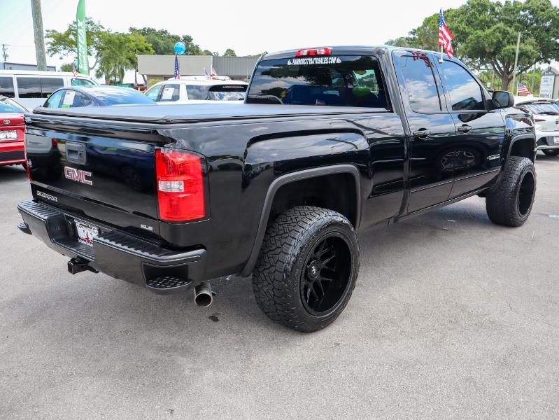 GMC Sierra 1500 4WD Double Cab 143.5" SLE 2018