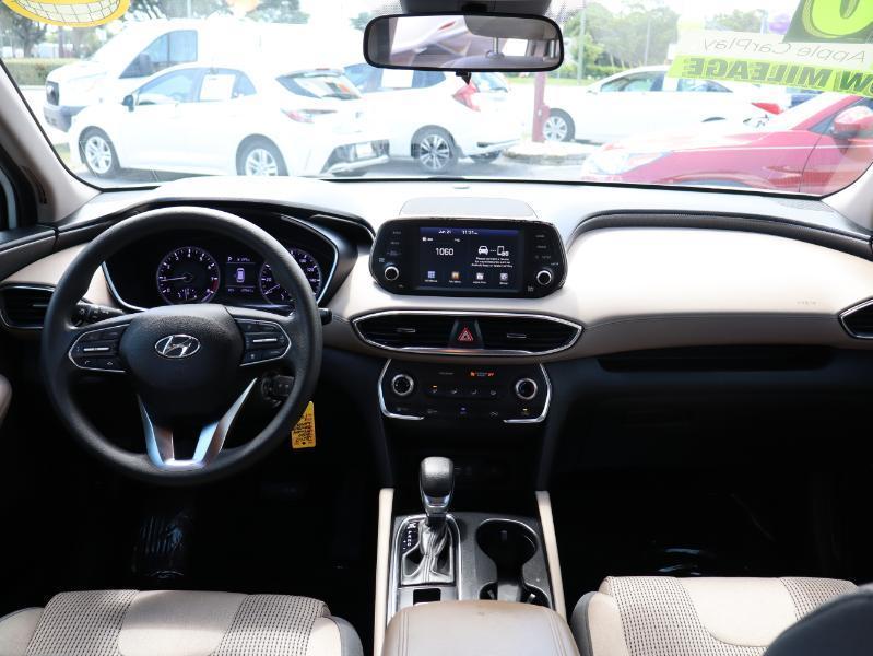 Hyundai Santa Fe SE 2.4L Auto FWD 2020