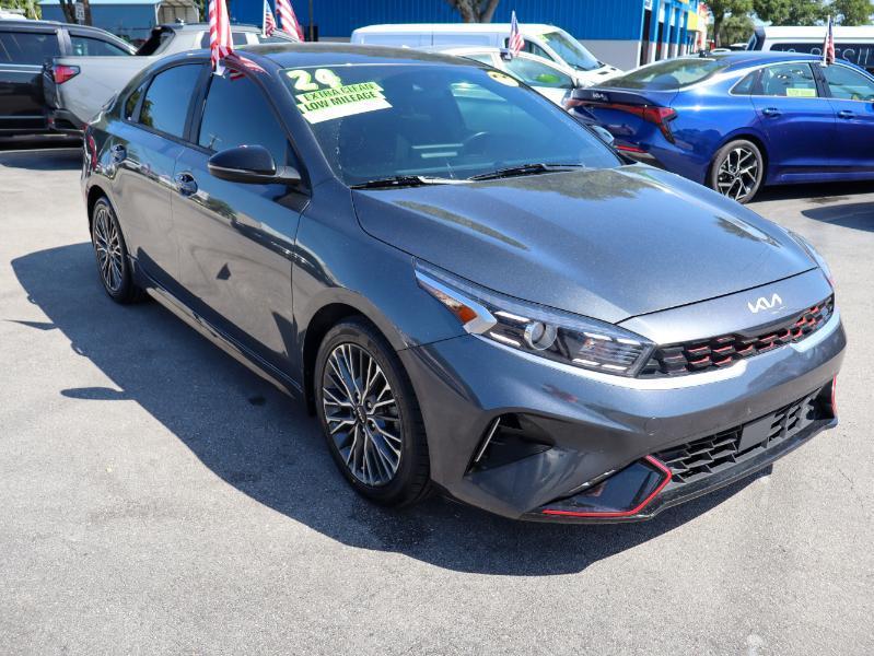 Kia Forte GT-Line IVT 2024
