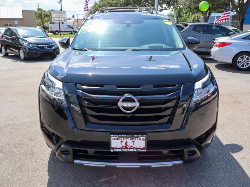 Nissan Pathfinder Platinum 2WD 2024
