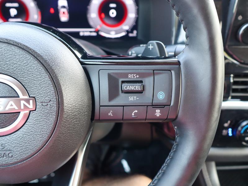 Nissan Pathfinder Platinum 2WD 2024