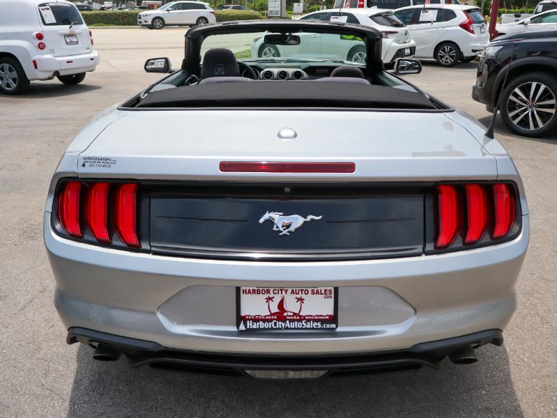 Ford Mustang EcoBoost Convertible 2020