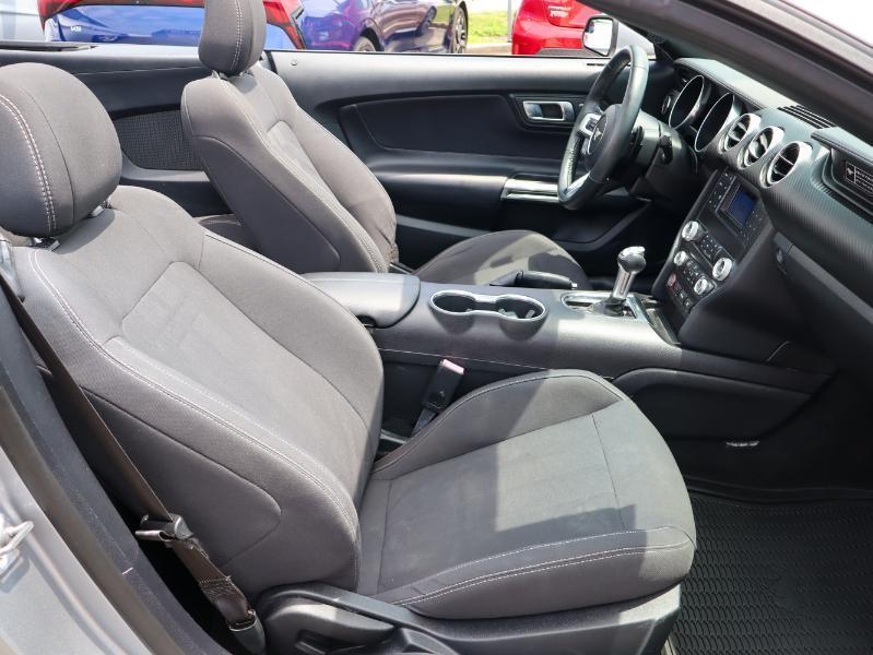 Ford Mustang EcoBoost Convertible 2020