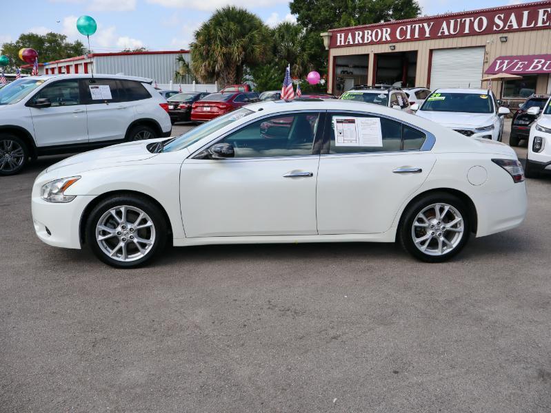 Nissan Maxima 4dr Sdn 3.5 S 2014
