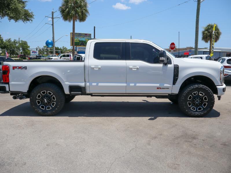 Ford Super Duty F-350 SRW Platinum 4WD Crew Cab 8' Box 2026