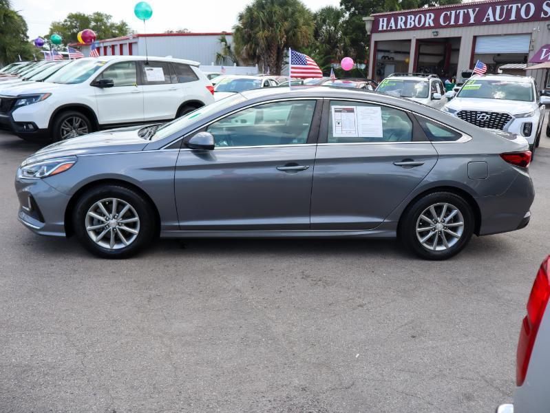 Hyundai Sonata SE 2.4L 2019