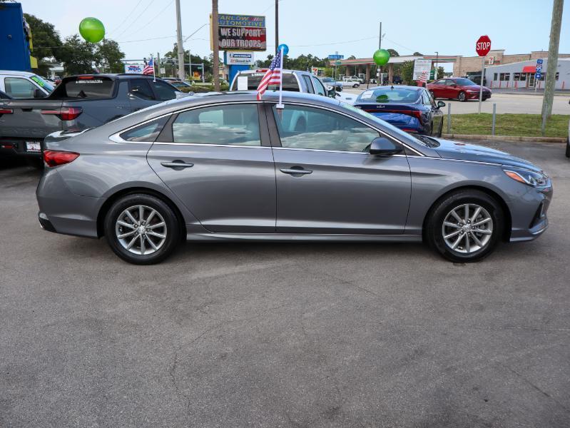 Hyundai Sonata SE 2.4L 2019