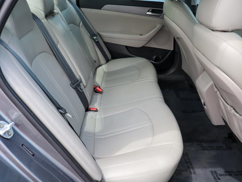 Hyundai Sonata SE 2.4L 2019
