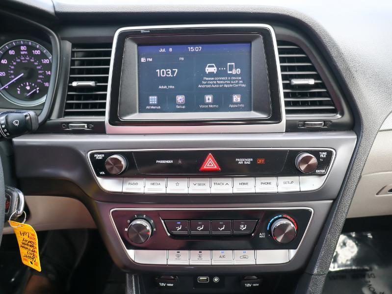 Hyundai Sonata SE 2.4L 2019