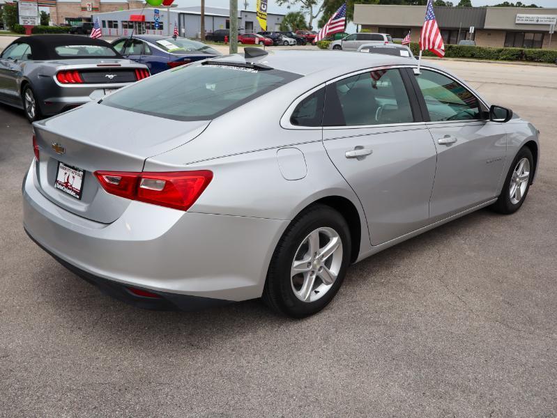 Chevrolet Malibu 4dr Sdn LS w/1FL 2020