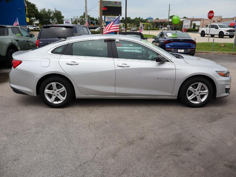 Chevrolet Malibu 4dr Sdn LS w/1FL 2020