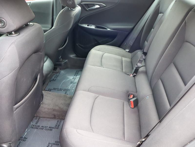 Chevrolet Malibu 4dr Sdn LS w/1FL 2020