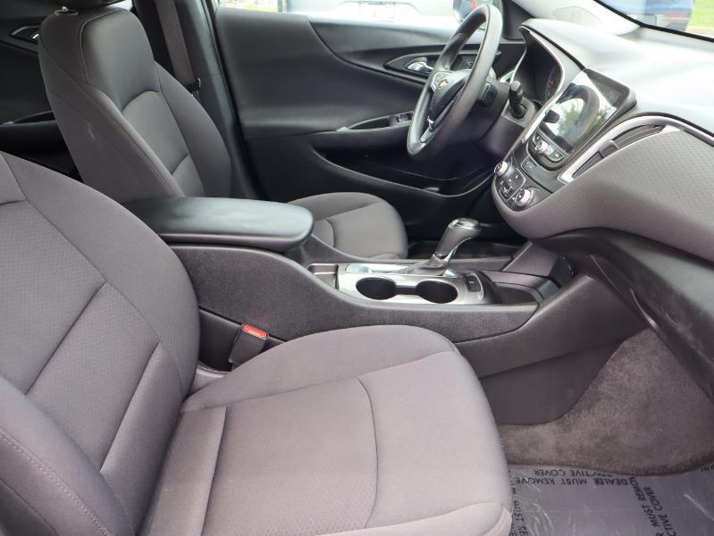 Chevrolet Malibu 4dr Sdn LS w/1FL 2020