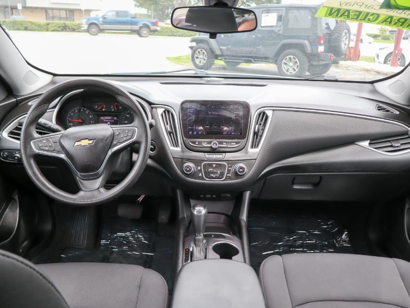 Chevrolet Malibu 4dr Sdn LS w/1FL 2020