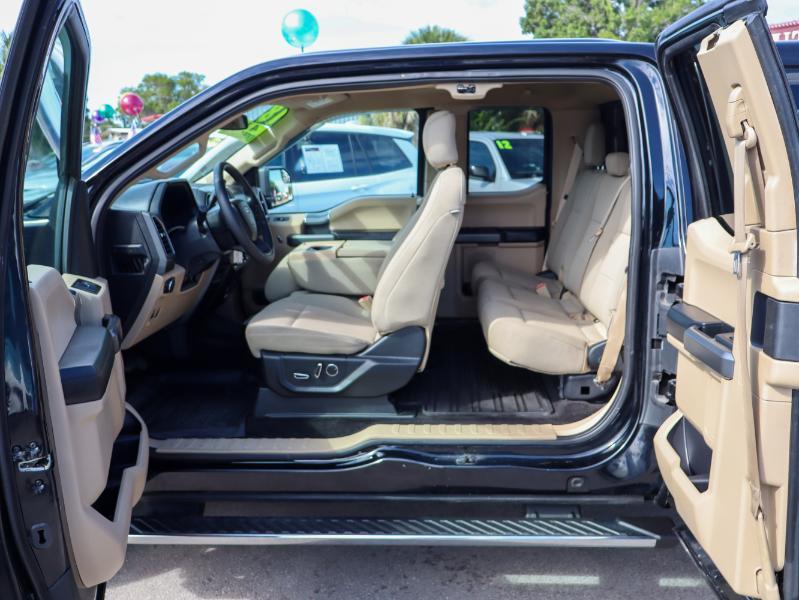 Ford F-150 XLT 4WD SuperCab 8' Box 2018