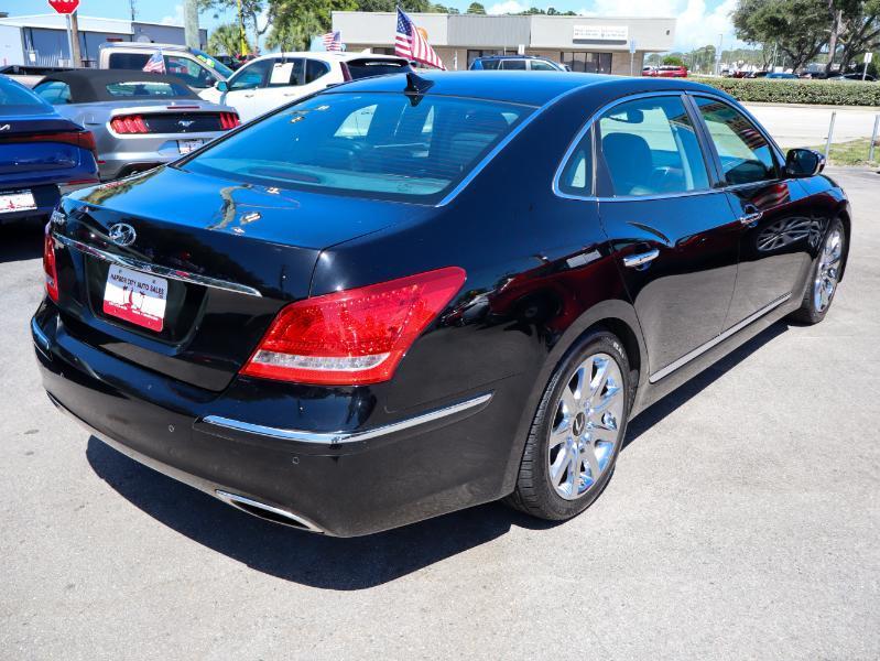 Hyundai Equus 4dr Sdn Ultimate 2011