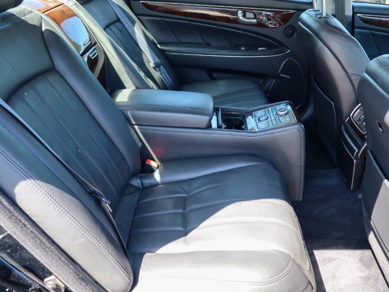 Hyundai Equus 4dr Sdn Ultimate 2011