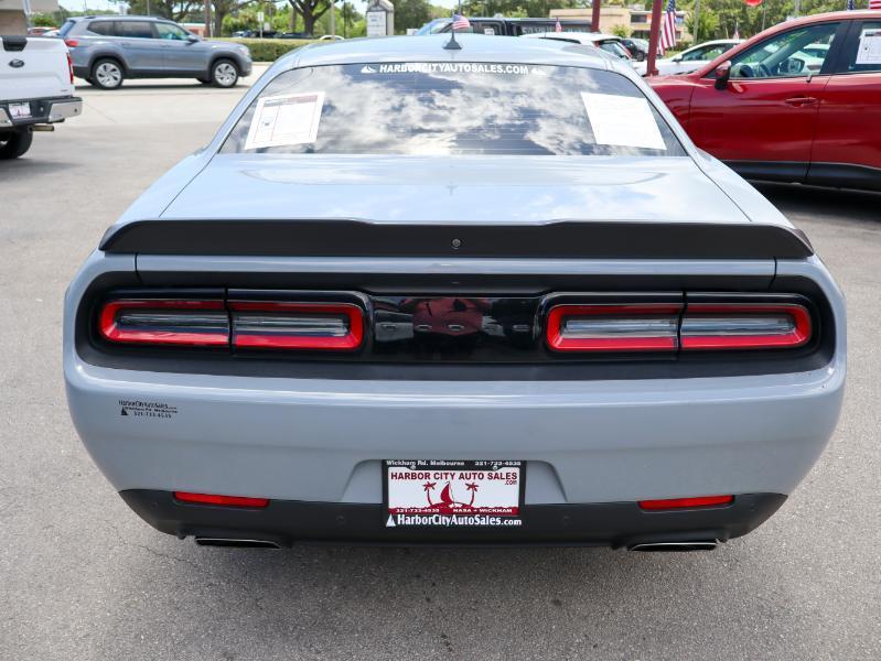 Dodge Challenger R/T RWD 2022