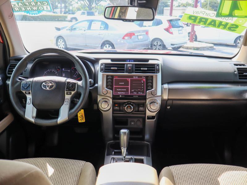Toyota 4Runner SR5 2WD 2021