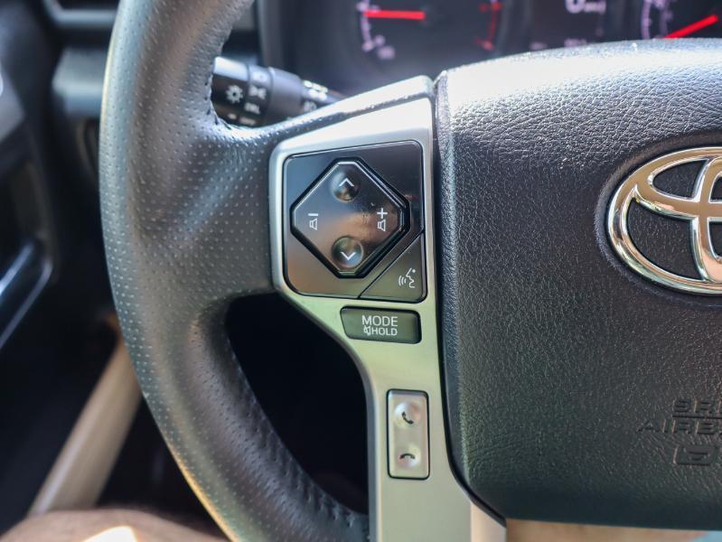 Toyota 4Runner SR5 2WD 2021