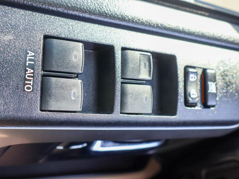 Toyota 4Runner SR5 2WD 2021