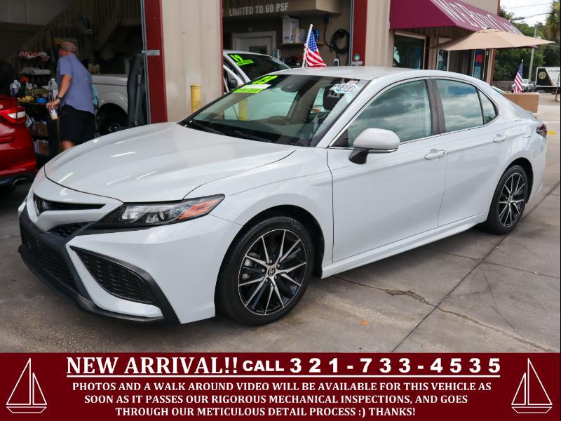 Toyota Camry  2023