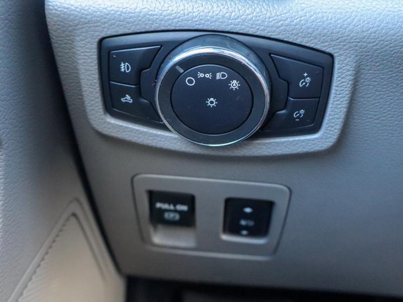 Ford F-150 XLT 2WD SuperCrew 5.5' Box 2020
