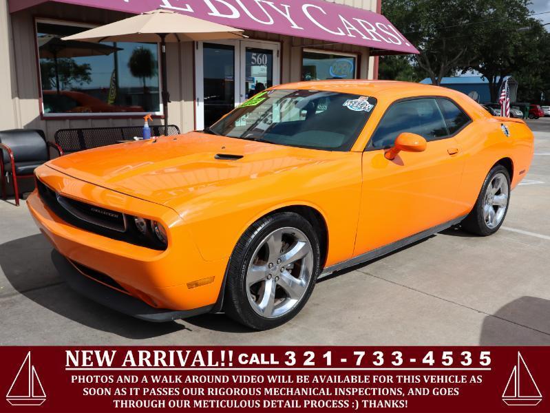 2014 Dodge Challenger 2dr Cpe SXT Plus