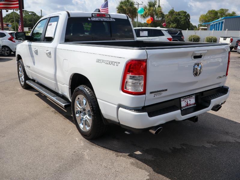 RAM 1500 Big Horn 4x4 Quad Cab 6'4" Box 2022