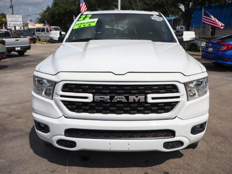 RAM 1500 Big Horn 4x4 Quad Cab 6'4" Box 2022