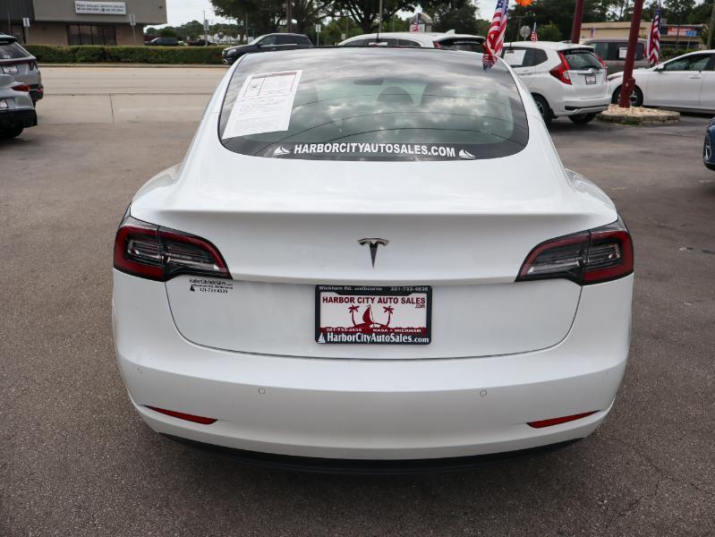 Tesla Model 3 Standard Range RWD 2020