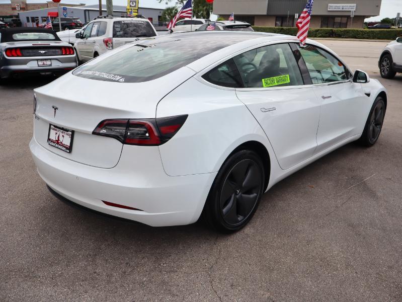 Tesla Model 3 Standard Range RWD 2020