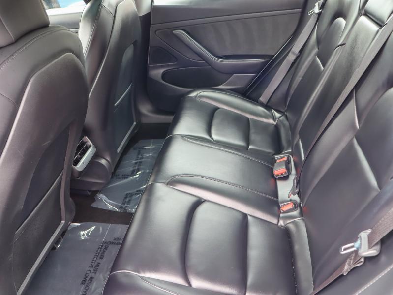 Tesla Model 3 Standard Range RWD 2020