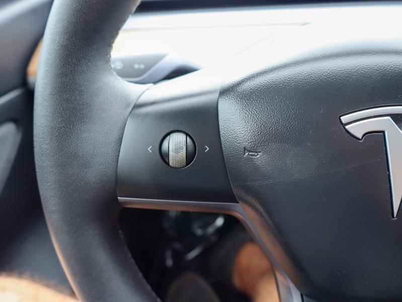 Tesla Model 3 Standard Range RWD 2020