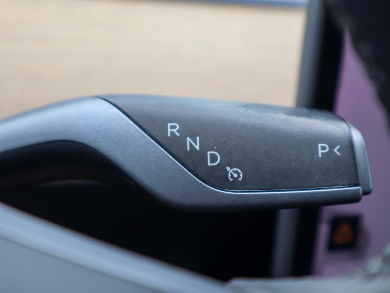 Tesla Model 3 Standard Range RWD 2020