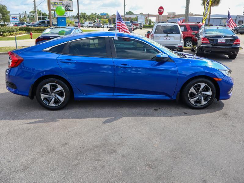 Honda Civic Sedan LX CVT 2021