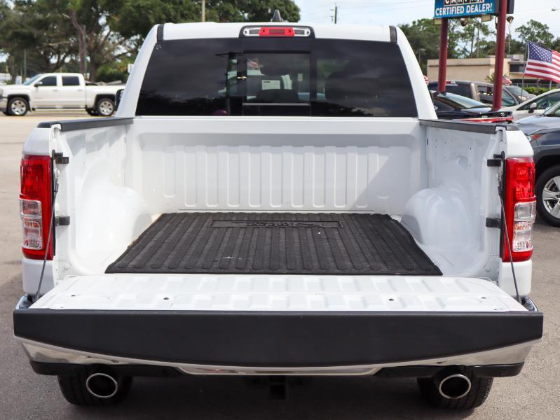 RAM 1500 Big Horn 4x2 Crew Cab 5'7" Box 2021