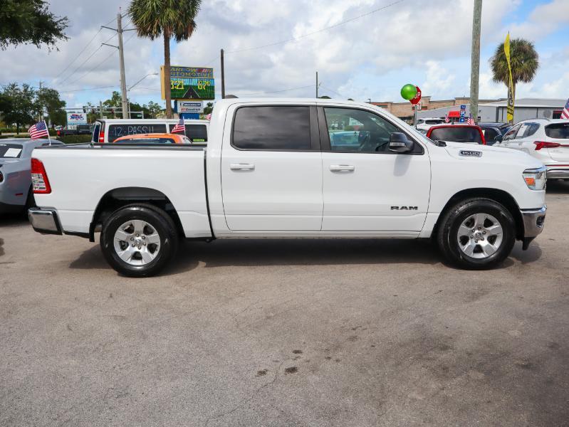 RAM 1500 Big Horn 4x2 Crew Cab 5'7" Box 2021