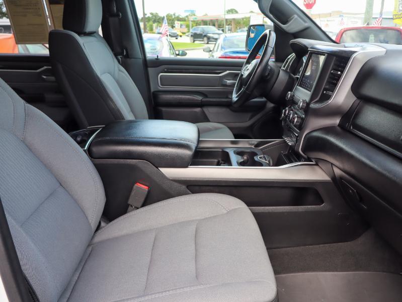 RAM 1500 Big Horn 4x2 Crew Cab 5'7" Box 2021