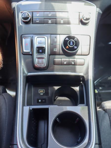 Hyundai Santa Fe SEL AWD 2021