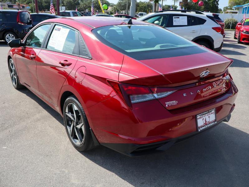 Hyundai Elantra SEL IVT 2023